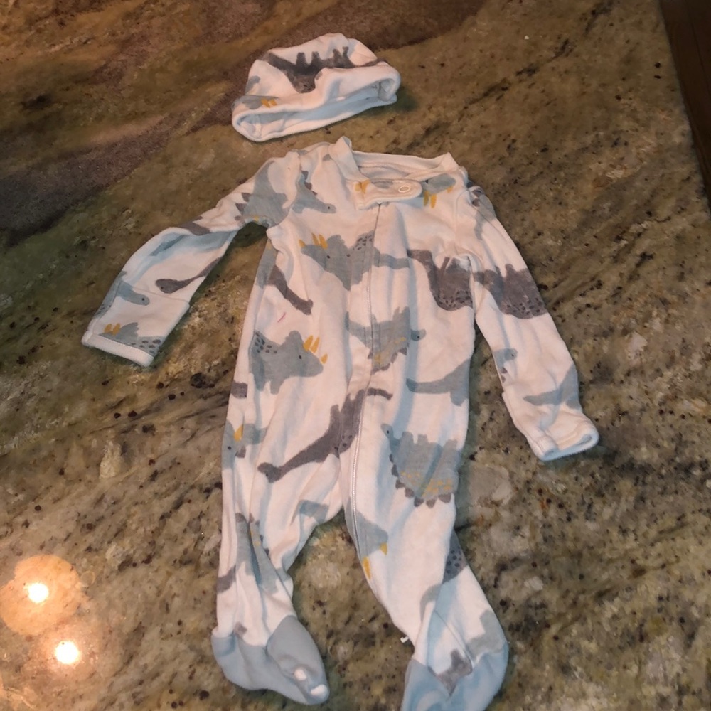 Carters outfit